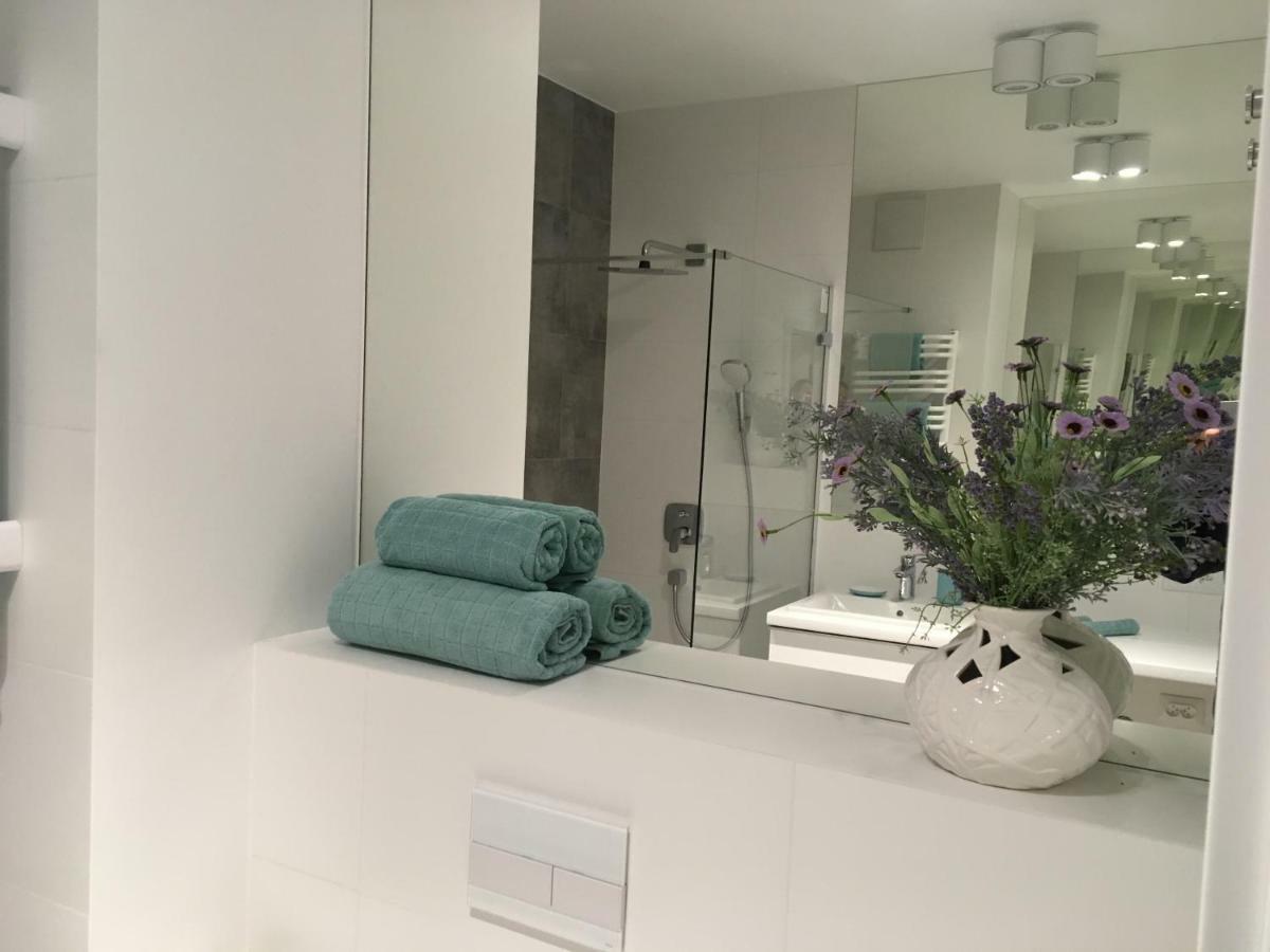 Apartment In The Gantry Hall - W19 Cracovia Esterno foto