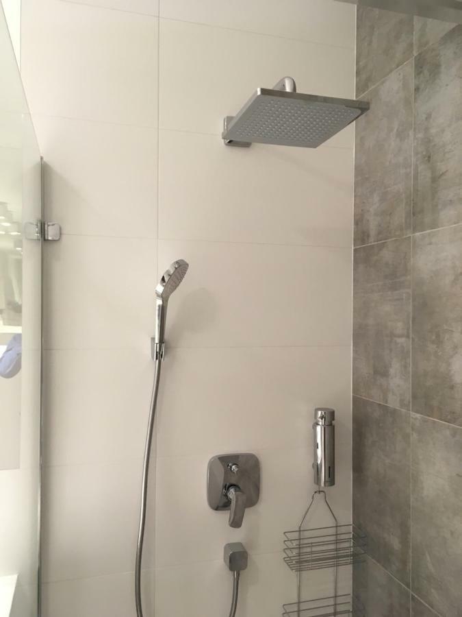 Apartment In The Gantry Hall - W19 Cracovia Esterno foto